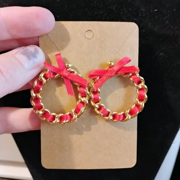 Unique Wreath earrings - Picture 1 of 2